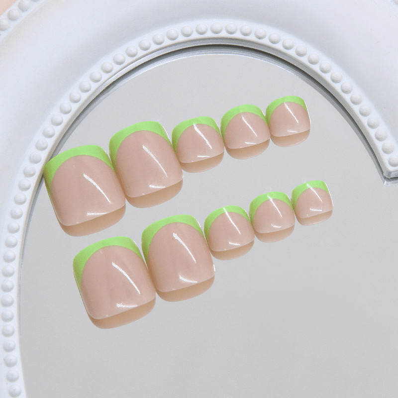 48pcs Short Square Press on Toe Nails, Light Green French Tip Nude Base Nails