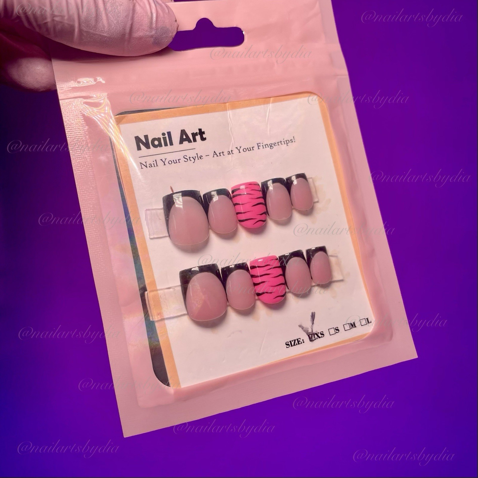 Authentic Nail Arts by Dia Square Press-On Nails Pink Black French Shiny XS