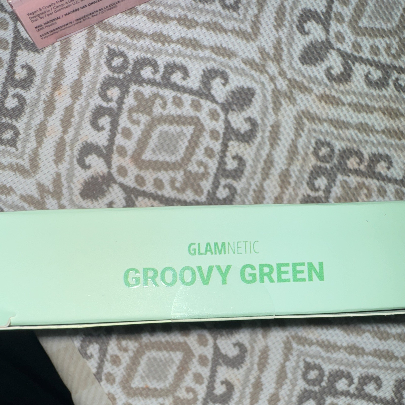 Glamnetic Reusable Press-On Nails GROOVY GREEN Glitter