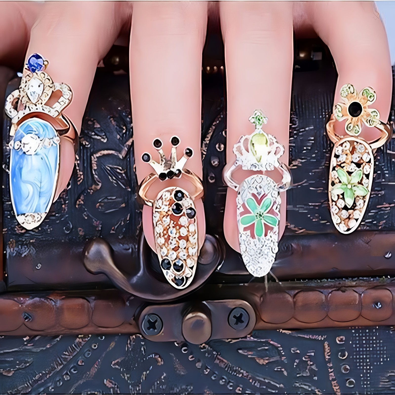 Luxury Crystal Flower Nail Rings Rhinestone Jewelry fits Fashion Runway Styling
