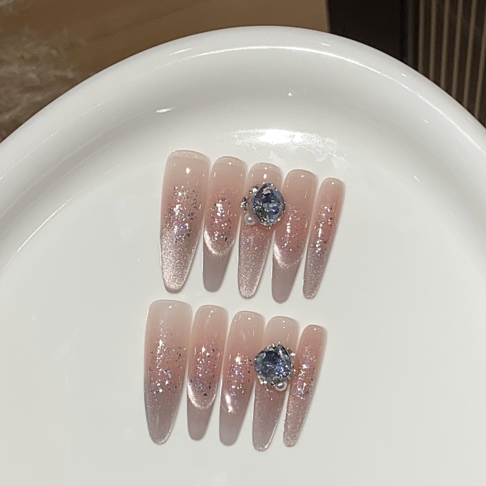 10Pcs Handmade Pink Cat Eye Long Pointed Nails Pearl Rhinestone Design