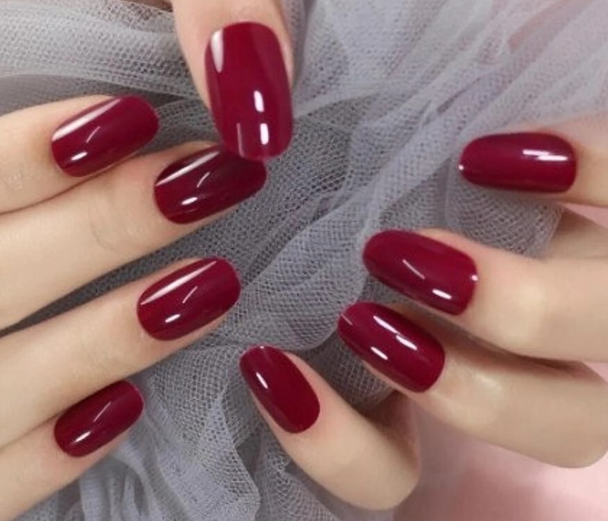 24 Wild Cherry Jelly Maroon oval Press on nails set with glue almond Short gloss