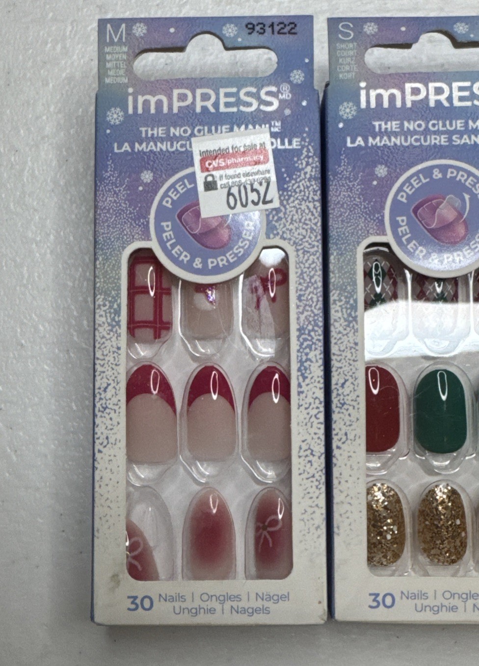 3x Kiss Peel & Press On Holiday Nails – Short/Medium -No Glue Mani