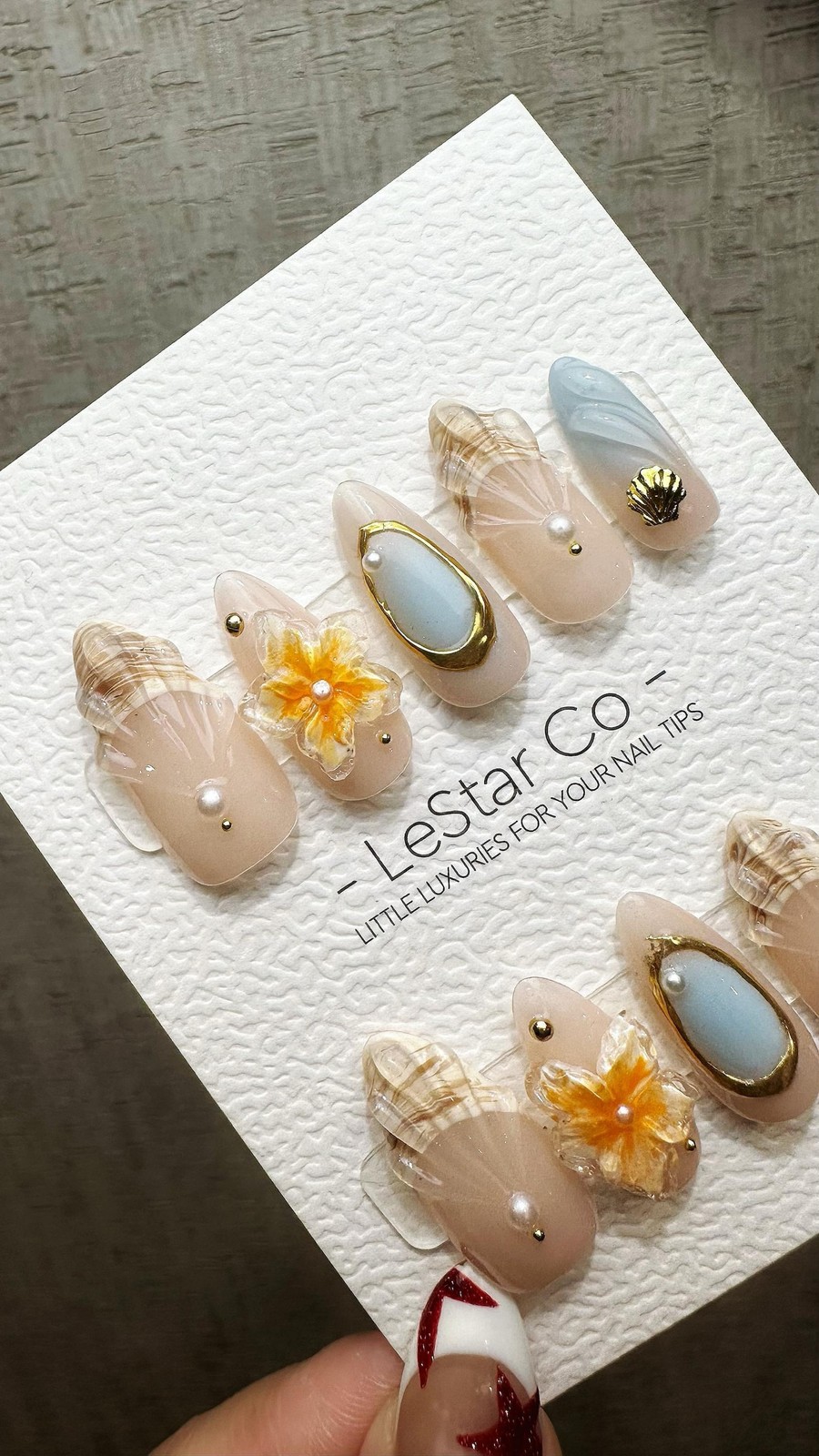 Handmade Ocean Shell 3D Flower Gold Shell Pearl Medium Almond Press on Nails
