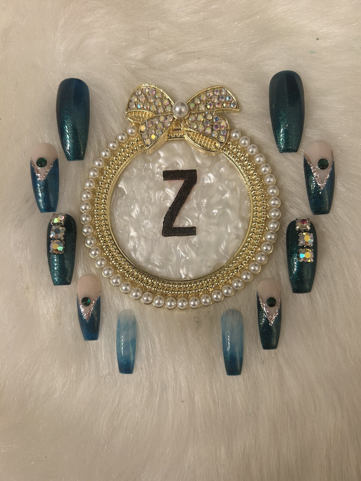 Z NAILZ! Gorgeous Set Of Handmade Blue/Green L Coffin Press On Nails With Bling