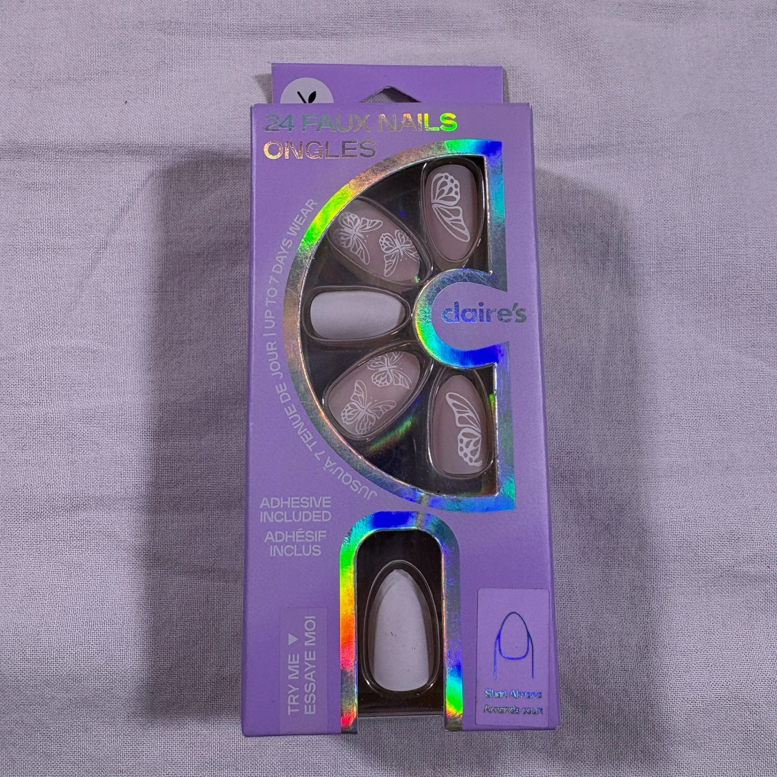 Claire’s 24 Faux Nails Butterfly Design With Glue Adhesive Tabs
