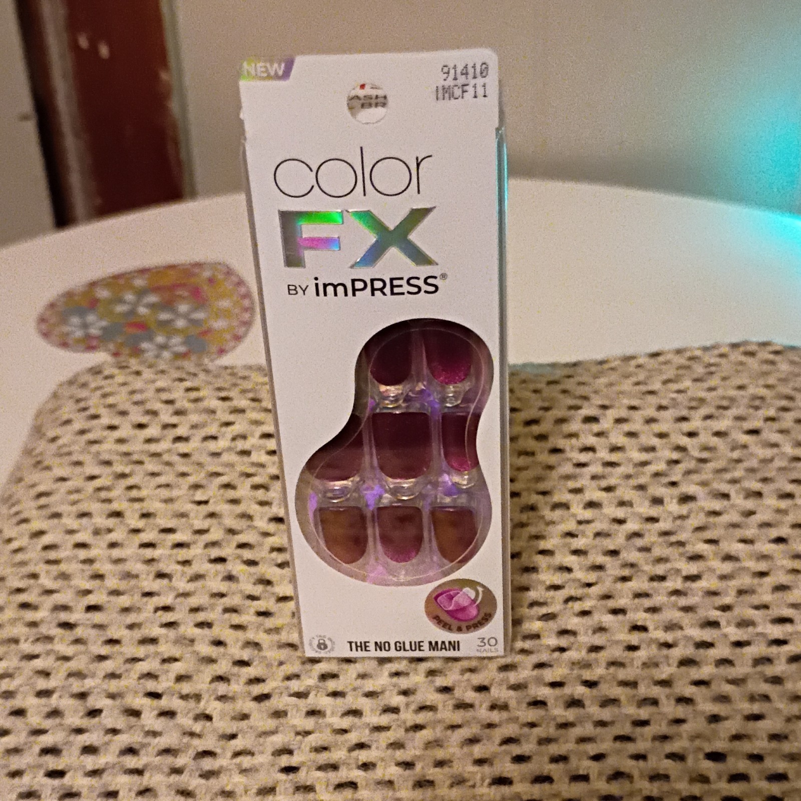 imPRESS Color FX No Glue Self-Adhesive Press-On Nails Purple Short Square 30