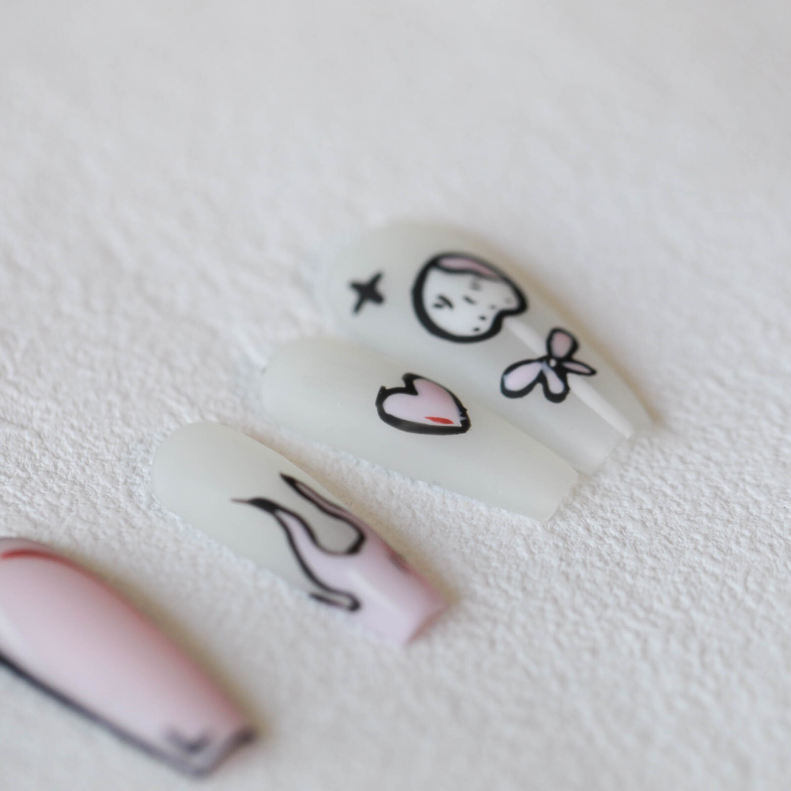 15Pcs Mischievous Pink Press on Nail Art By Handmade