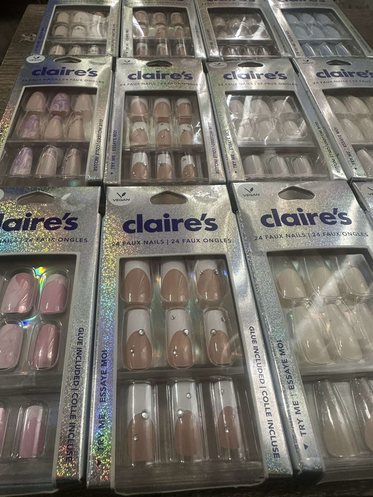 White Claire’s Nail Set (24 FAUX NAILS) *READ DESCRIPTION*