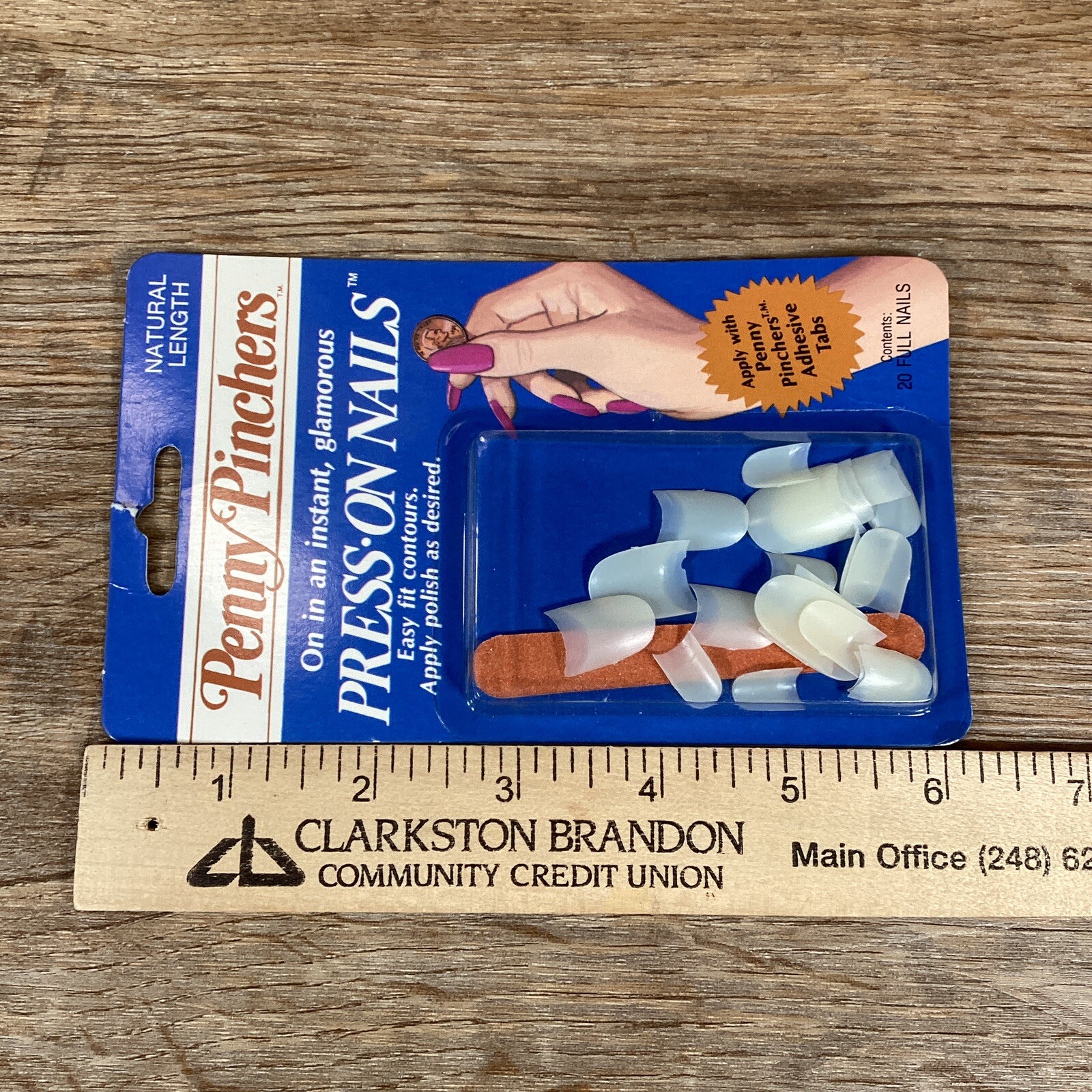 New Vintage Lee Penny Pinchers Press On Nails, Fake Finger Nail, Retro