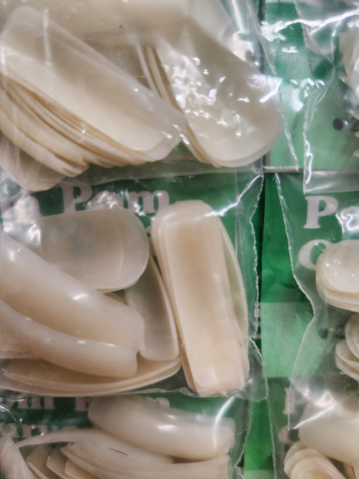 Retail Packaged Curved Nail Tips 2400 pcs (rm.2-oo)