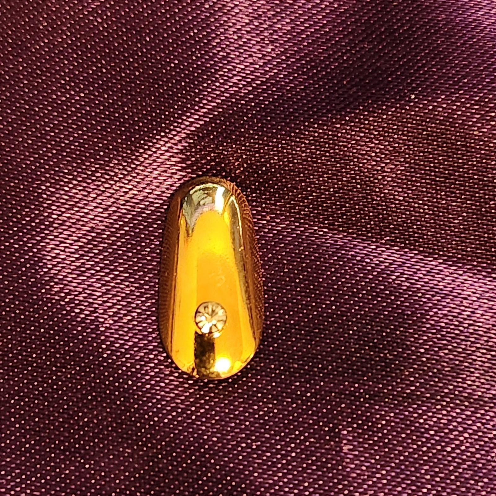 Vintage Virgo Finger Nail Gold Tone Faux Nail Rhinestone Novelty Jewelry
