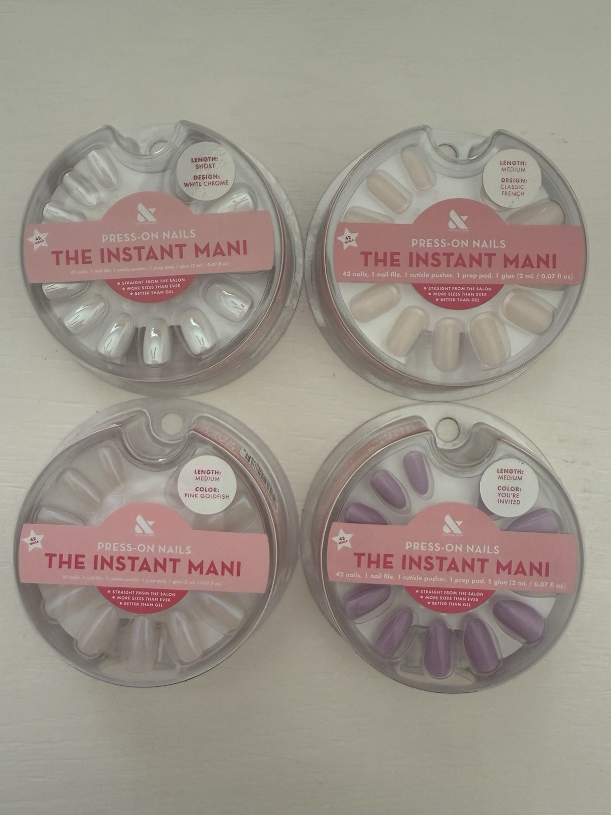 Olive and June The Instant Mani Press On Nails- Medium and Short Length NEW NEW
