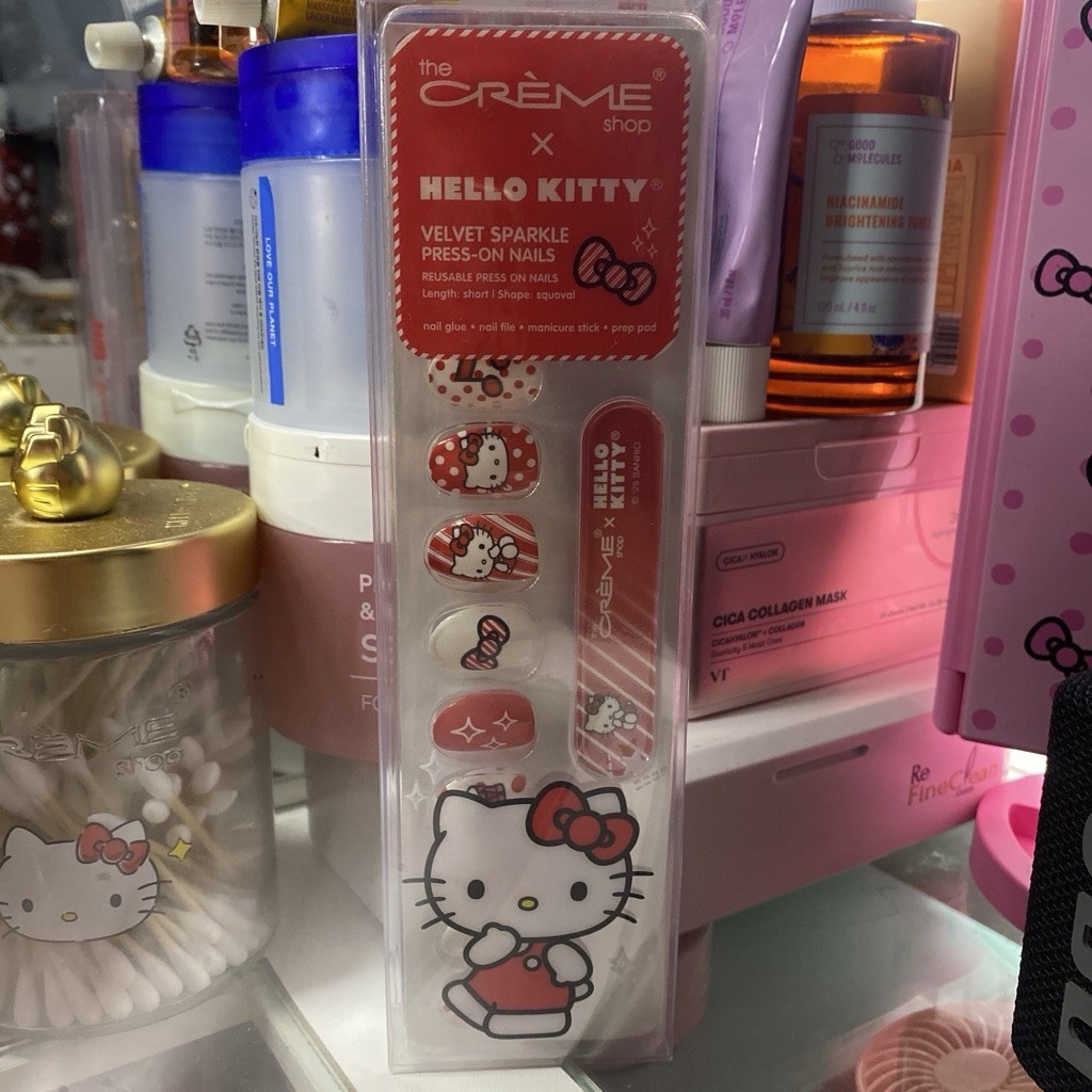 Crème shop Hello Kitty Velvet Sparkle Press-On Nails Short Squoval 1 SET OF24
