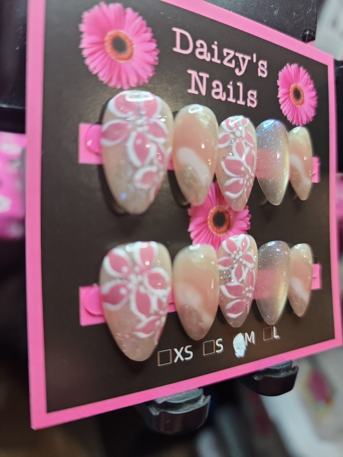 Medium Size Press-on Nail 10Pc Set Handmade Almond Pink Floral 2.0 Cm Length