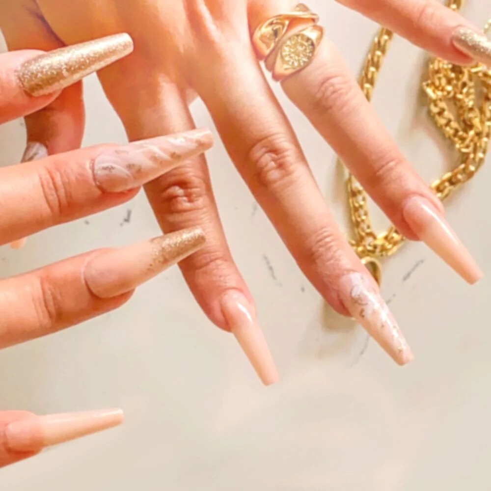 POSHMELLOW LEVEL UP :) 24 NAILS GLUE INCLUDED – #65202 “ICE LATTE”