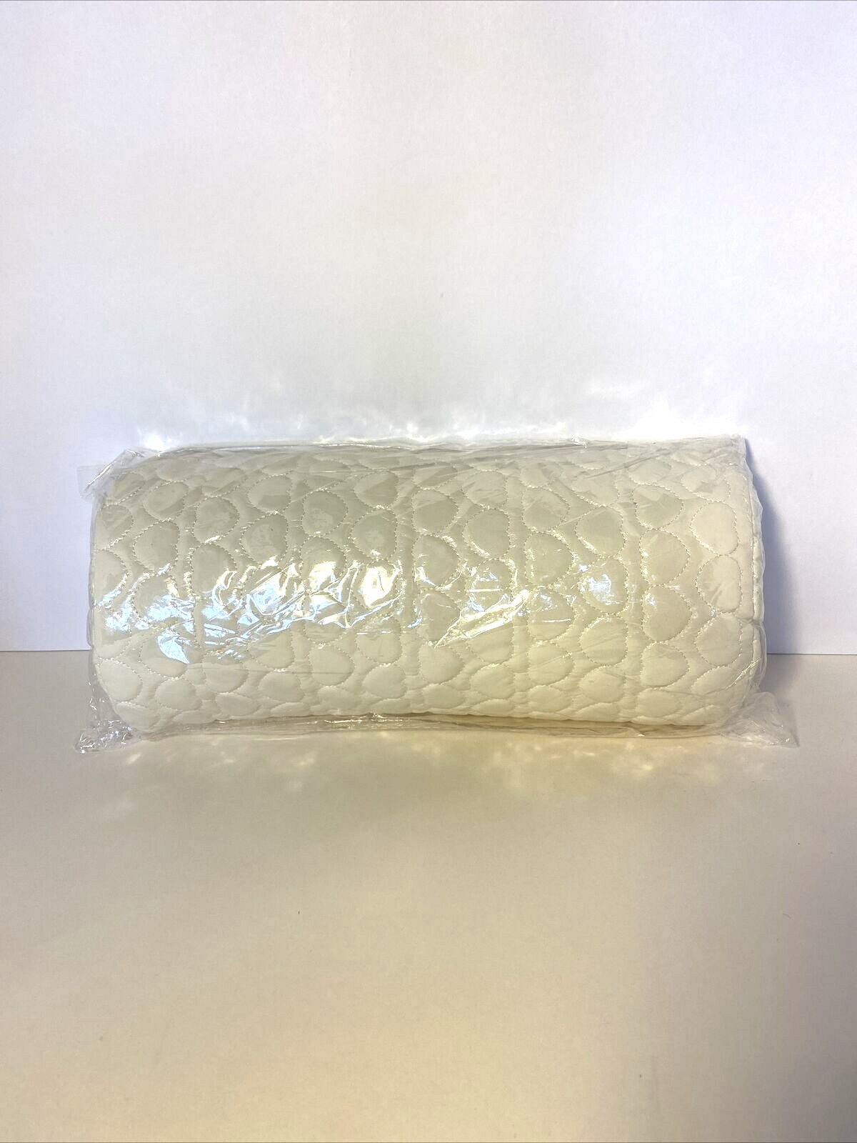 Salon Nail Art Hand Arm Foot Rest Manicure Half Circle Soft White Pillow Pad NEW