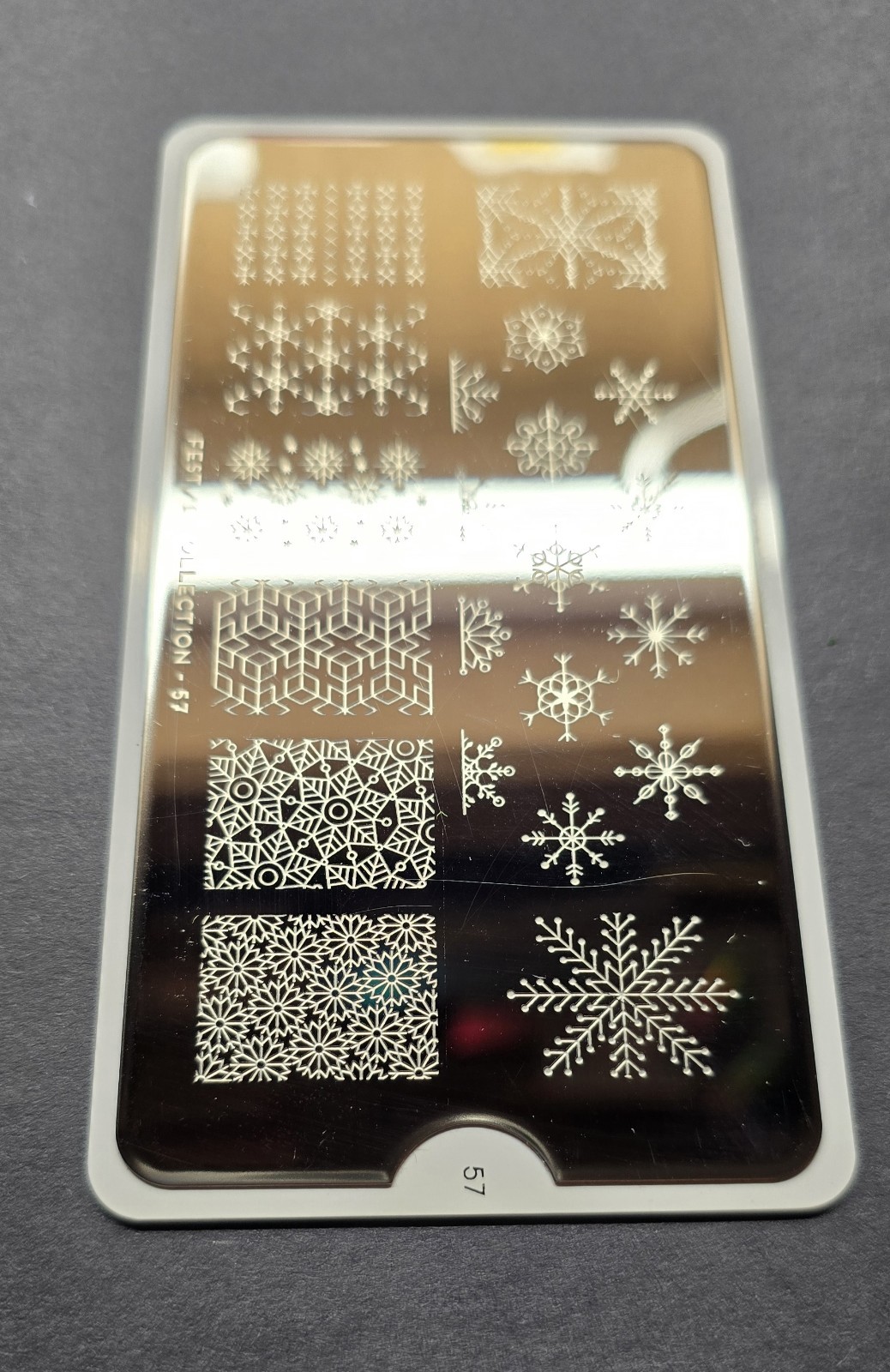 MoYou London Festive Collection 57 Christmas Winter Snow Snowflake HTF