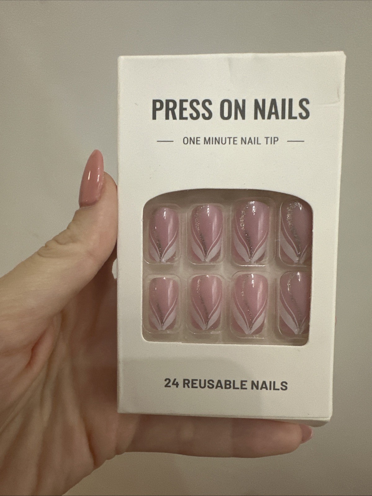 24 Reusable Press On Nails Pink White Silver Swirl Glitter Short Square Nail Set