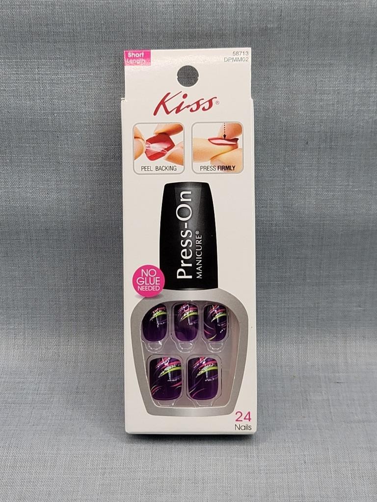 KISS Press-On Manicure Nails Short Length – Tabloid Buzz Purple 58713 DPMM02