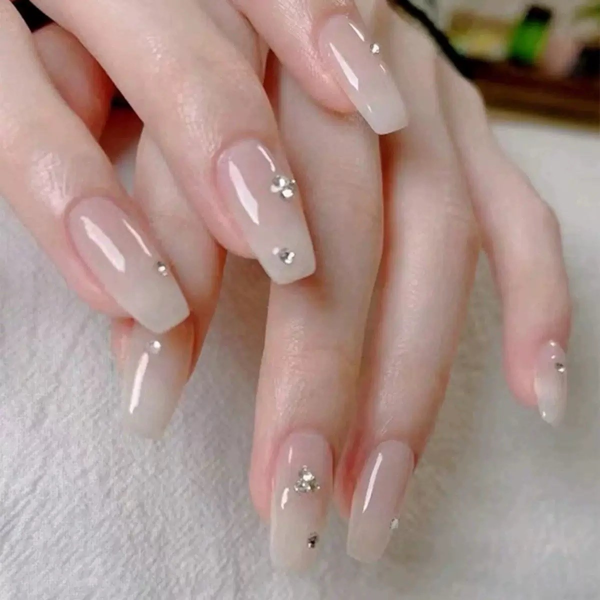 press on nails