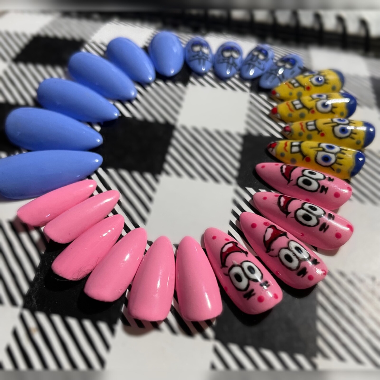 Custom press on nails SpongeBob almond 24 Patrick Squidward pink blue yellow
