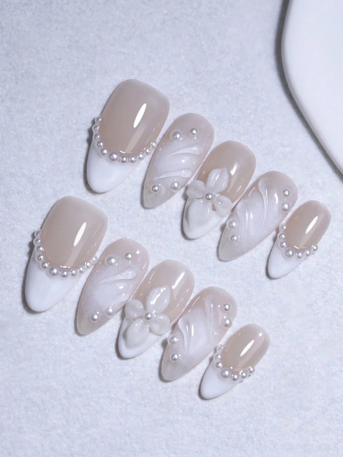 10PCS Handmade Almond Press On Nails White Nude French 3D Floral Wave Reusable