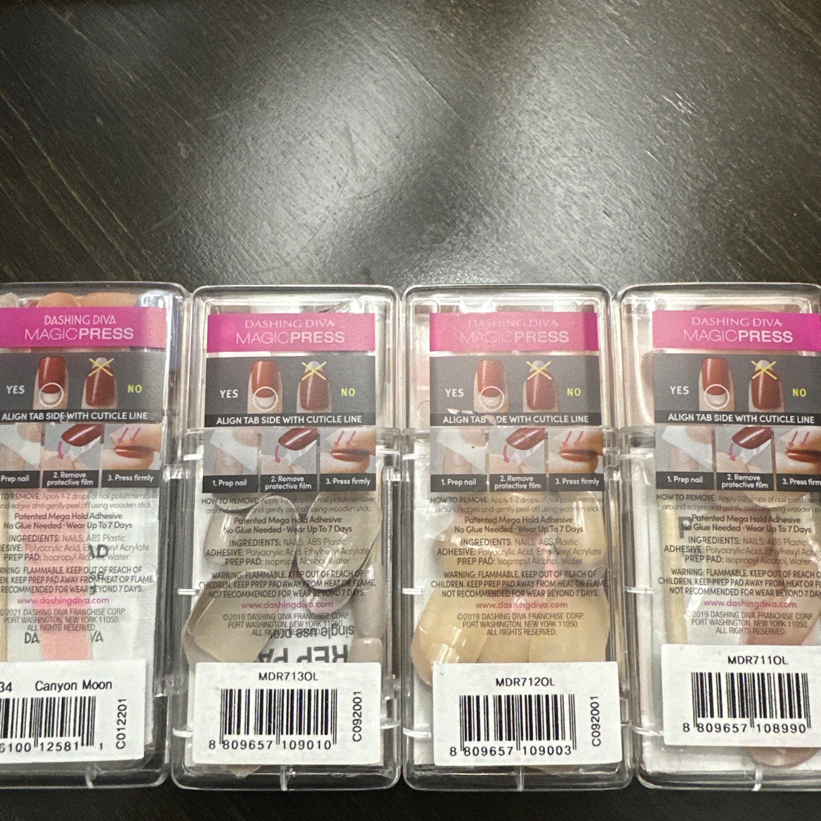 Dashing Diva Magic Press On Manicure M/L Lengths Round/oval Nails Pack Of 4