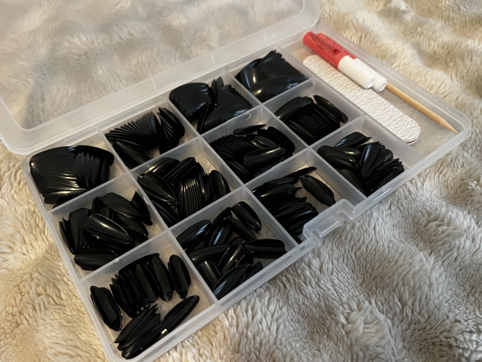 BRAND NEW 240pc Black Press-On Nail Kit a Complete DIY Manicure Set with Gems