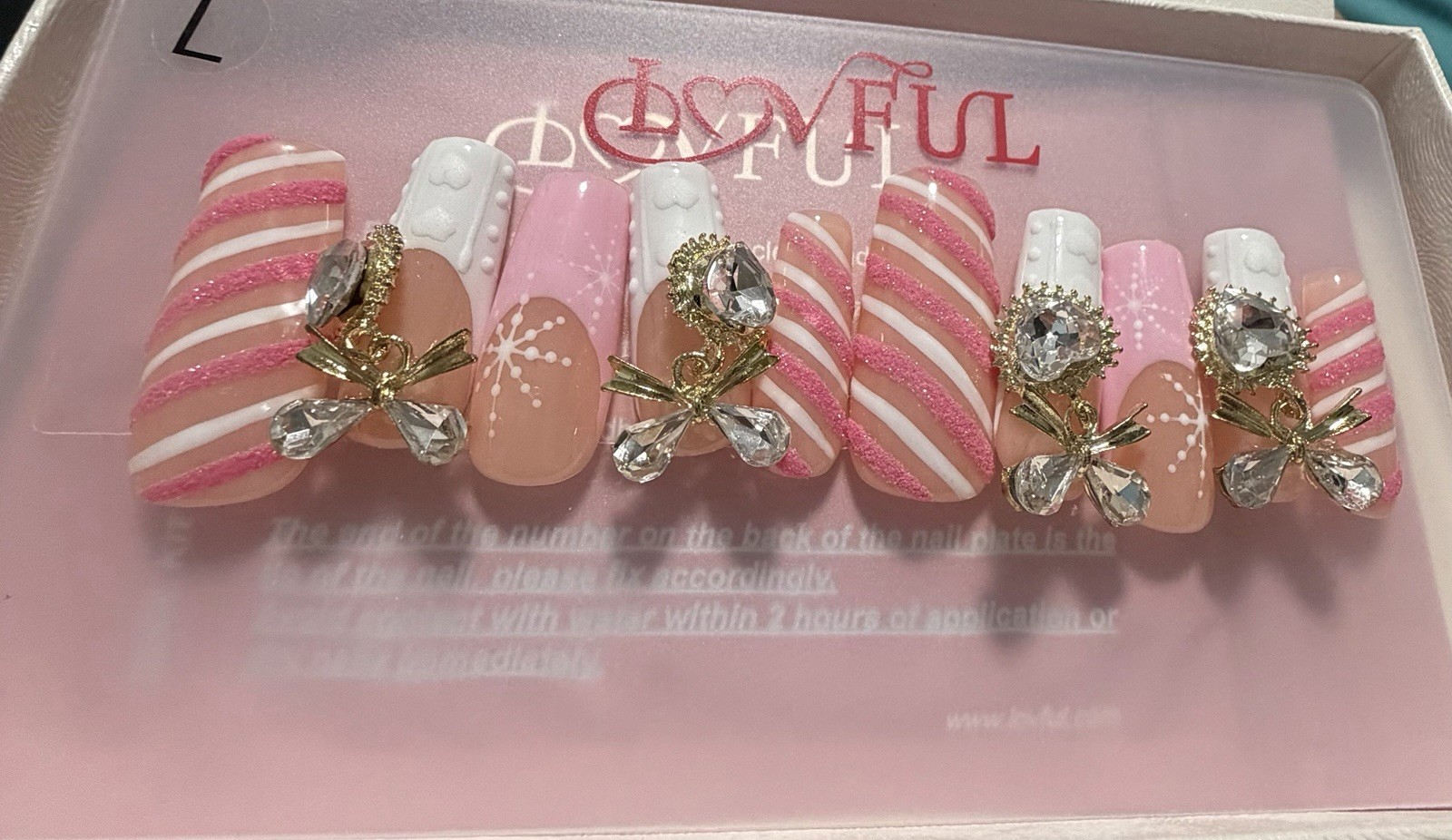 LOVFUL Press On Nails