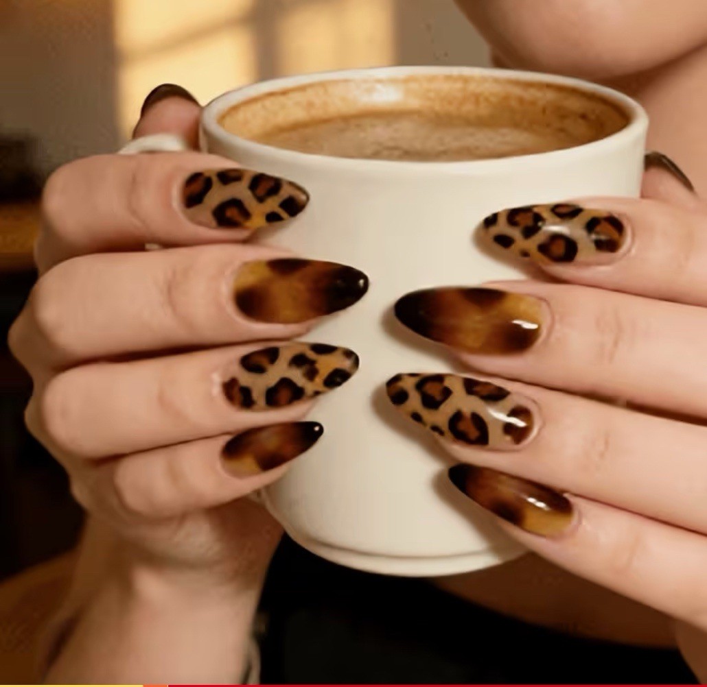8 Sets Women oval shaped fake nails, print of leopard, zebra, cow, tiger, etc.