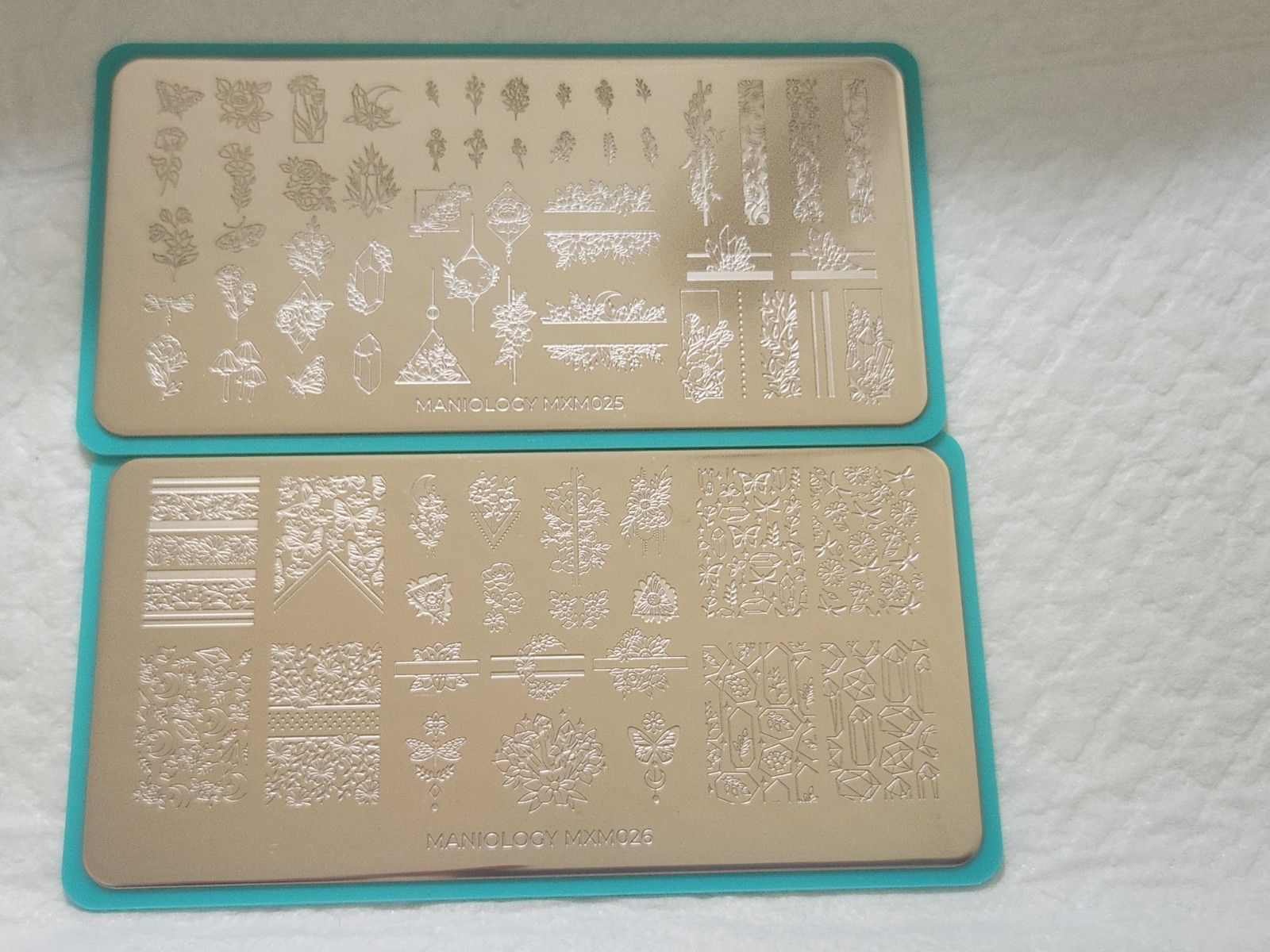 Maniology x Me Nail Stamping Plate Set – MXM025 & MXM026 – Nature Inspired Image