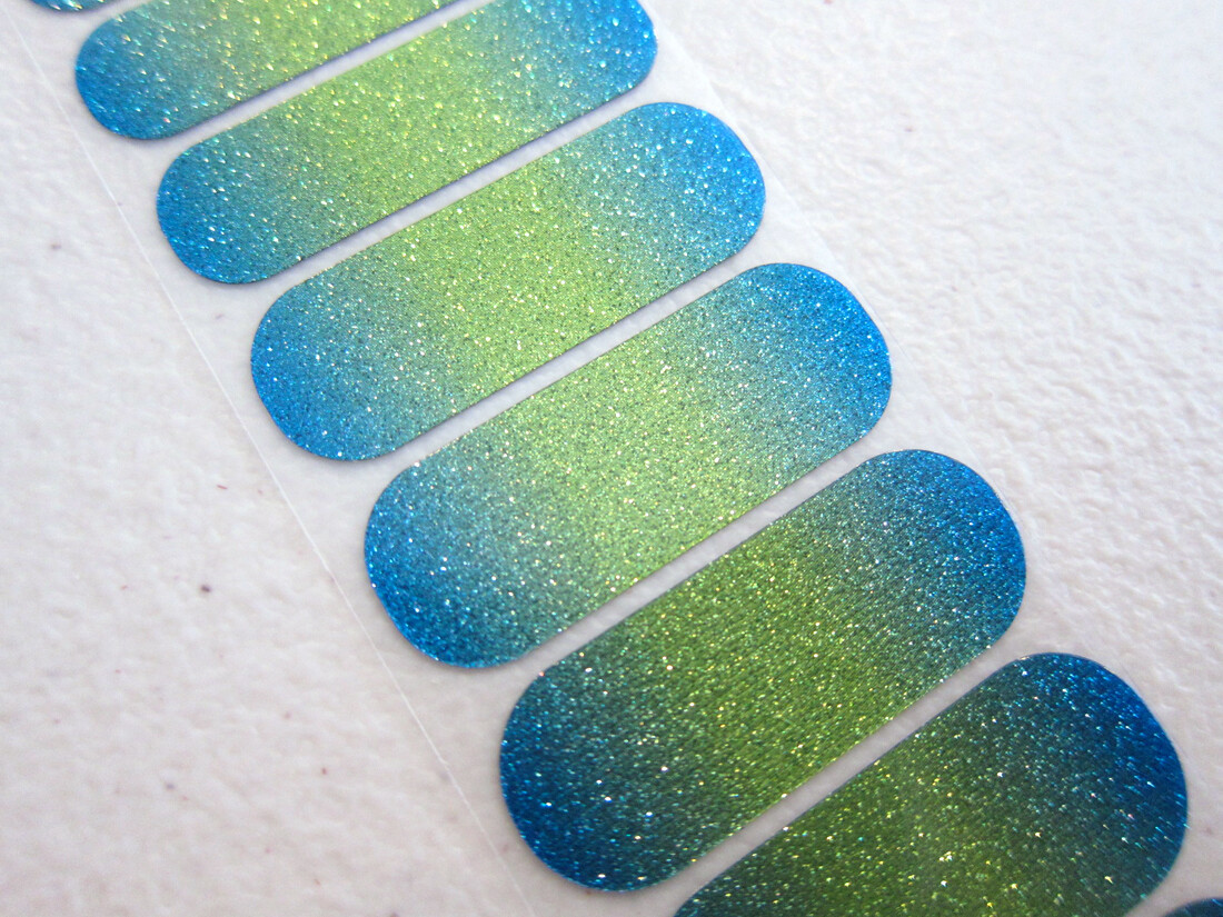 Jamberry Nail Wraps ~ HALF SHEET ~ ATLANTIS Rare Summer Mermaid Sparkle Ombre