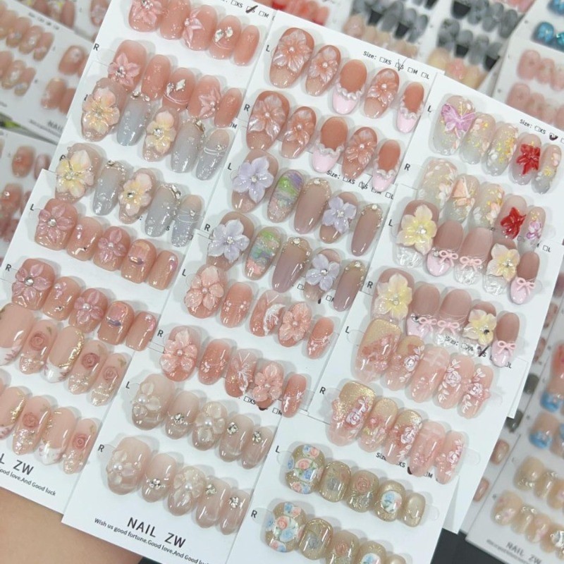 60 Pieces of Pure Handmade Nail Pressing Mixed Combination – Design Nail Art