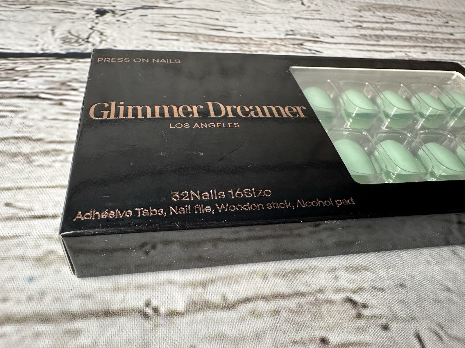 Press On Nails Glimmer Dreamer Los Angeles 32 Nails 16 Size – Pastel Green