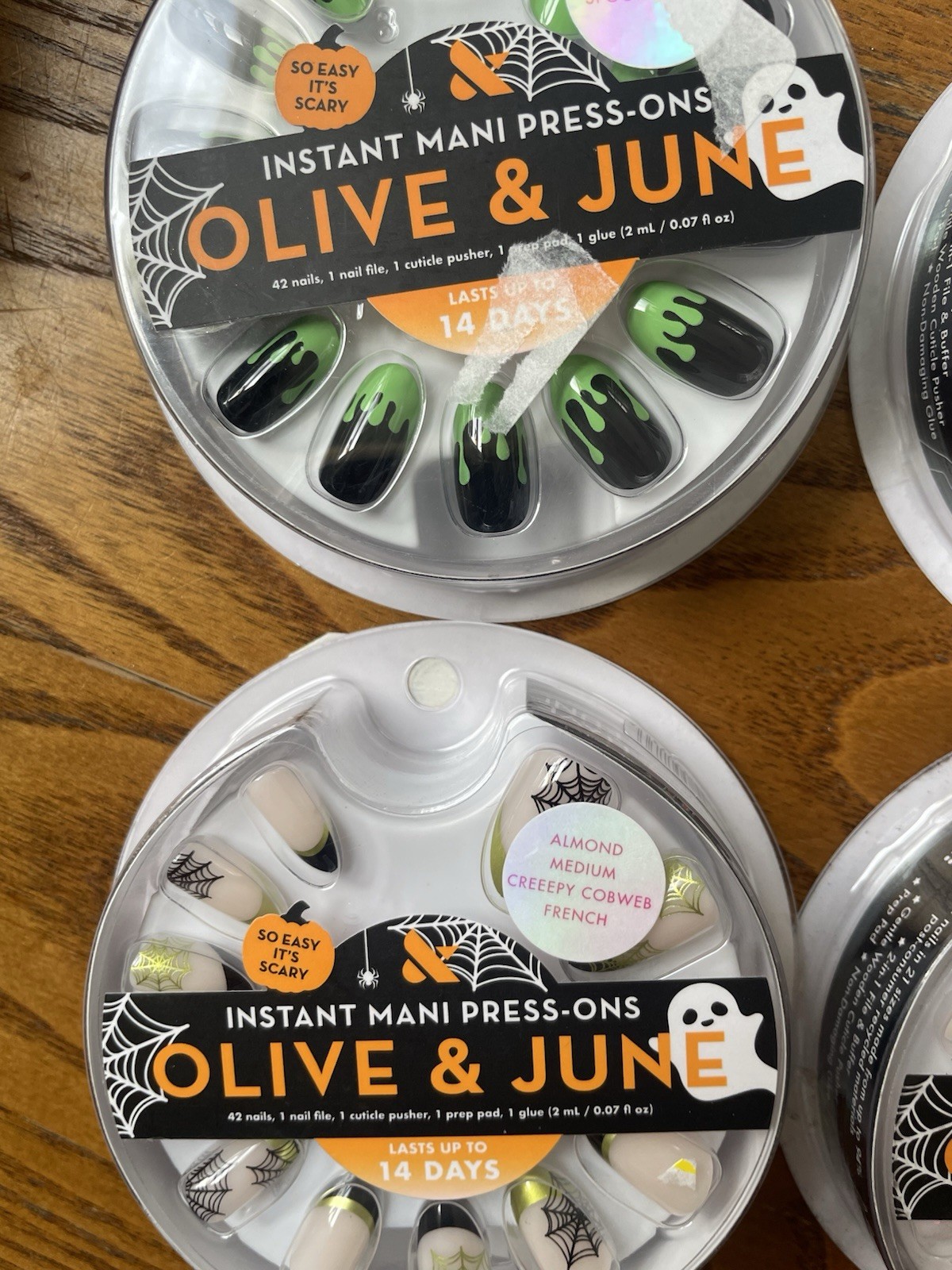 4 Sets of Olive & June Press On Mani Nails Assorted Design Halloween Spooky NEW