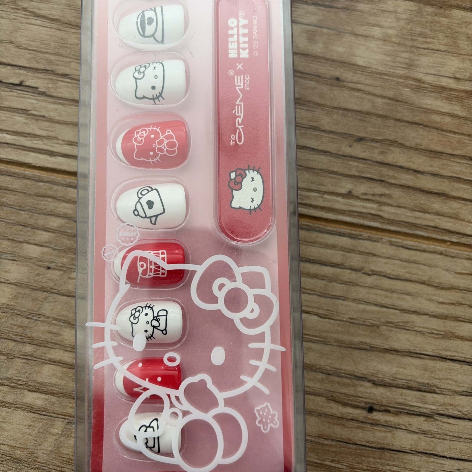 The Crème Shop Press On Nails Hello Kitty 24 Nails Sweet And Cozy Brand New