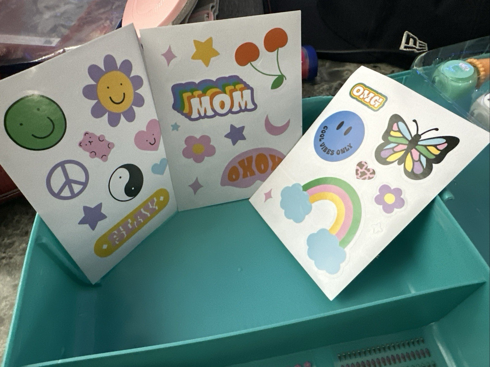 Kids Nail Polish Set, Non Toxic With Nails, Stickers, 4 Nail Polish, Stickers