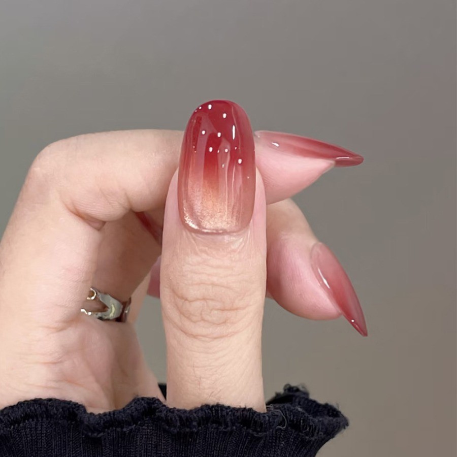 60pcs-Elegant Red Ombre Press on Nails, Glossy Almond Shape, Timeless Design