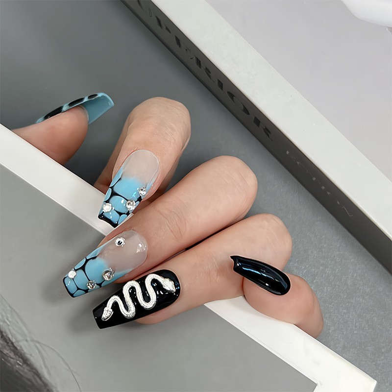 Press-on Nails Rectangular Snake Shape Hand Painted Flower Press-on Nails