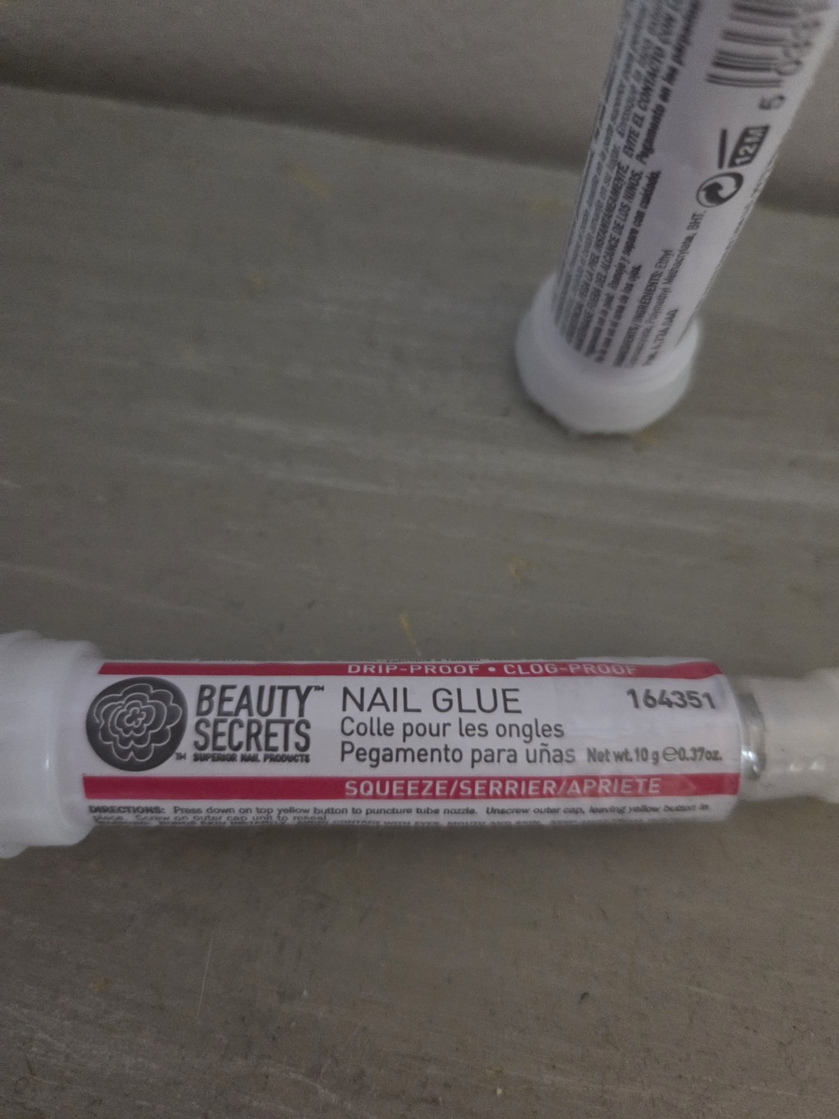 Beauty Secrets Drip and Clog 0.37 Oz Proof Nail Glue 1 NEW in packaging