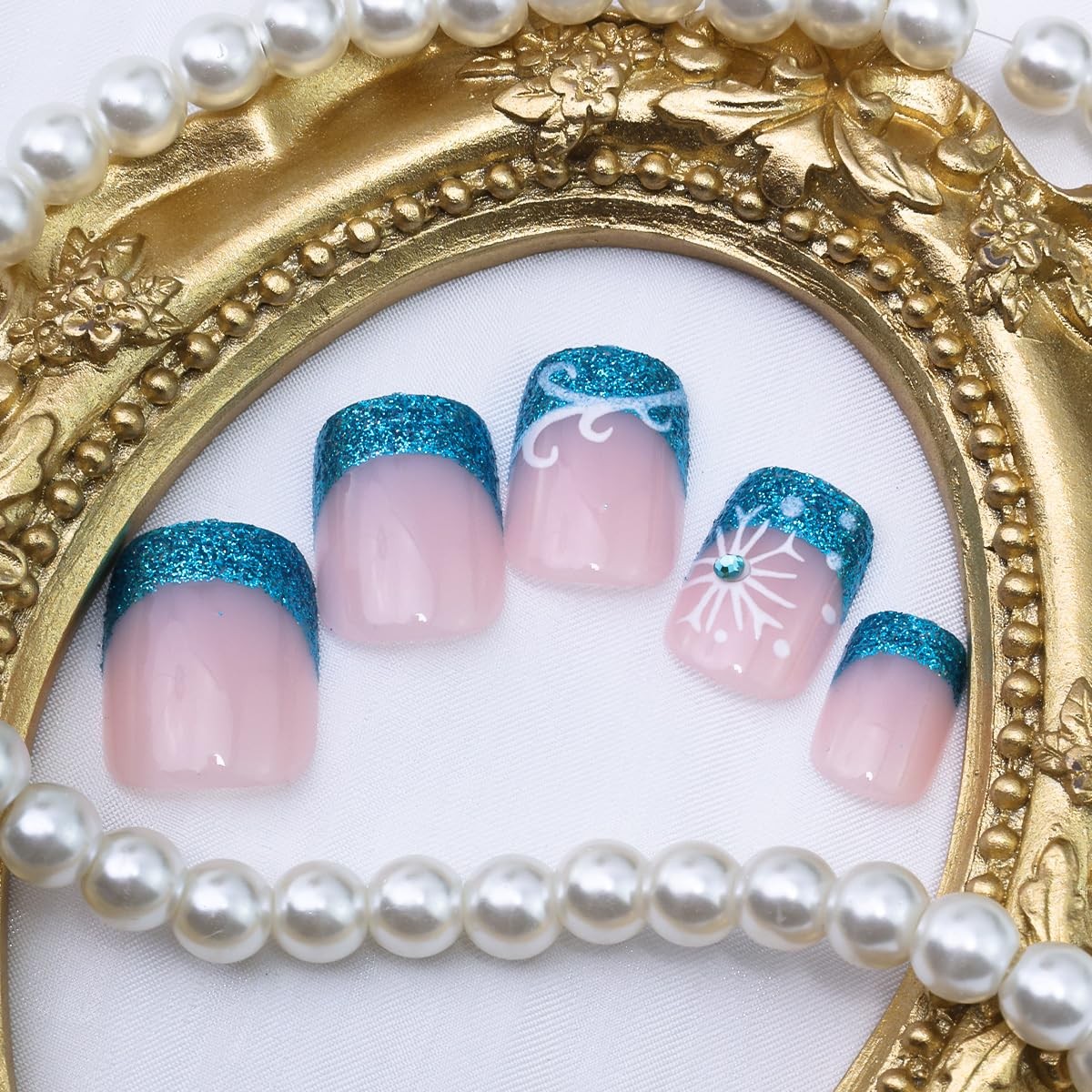 24Pcs Christmas Press on Nails Short Square BMKKOT Winter Fake Multicolor