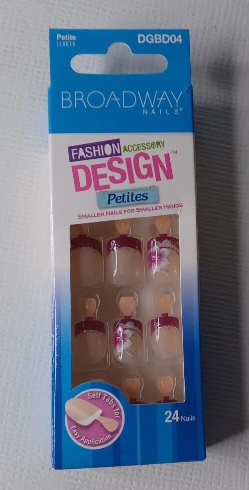 Broadway Nails Fashion Design Petites Glue on Nails Midnight Petite Length
