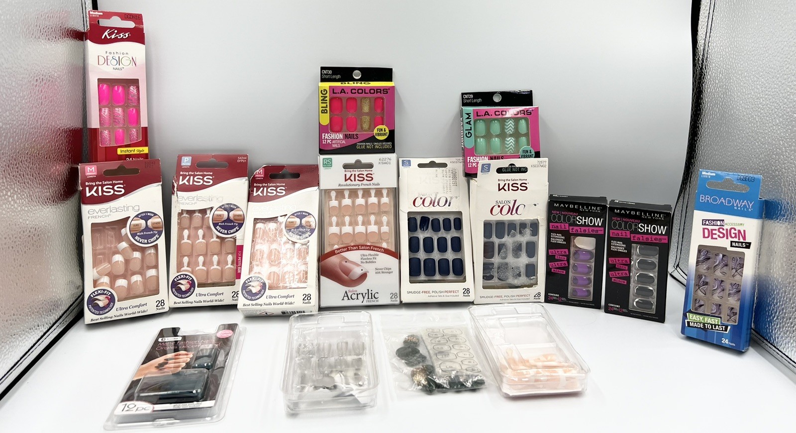 False Fingernail Lot, Glue Not Included