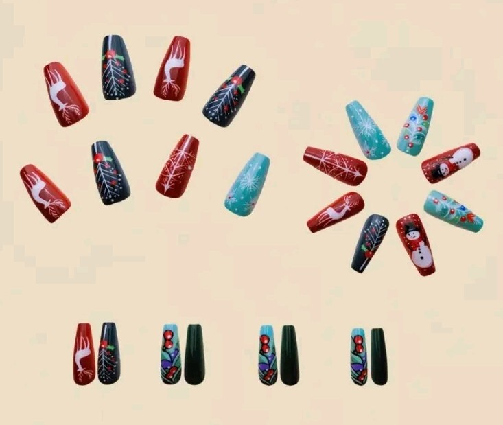 Festive Christmas Press-On Nails Long Ballet Fingernails Snowflakes, Reindeer 24