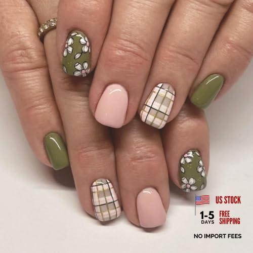 Short Press on Nails – Green Square Fake Nails – Pink Flower Grids – False Nail