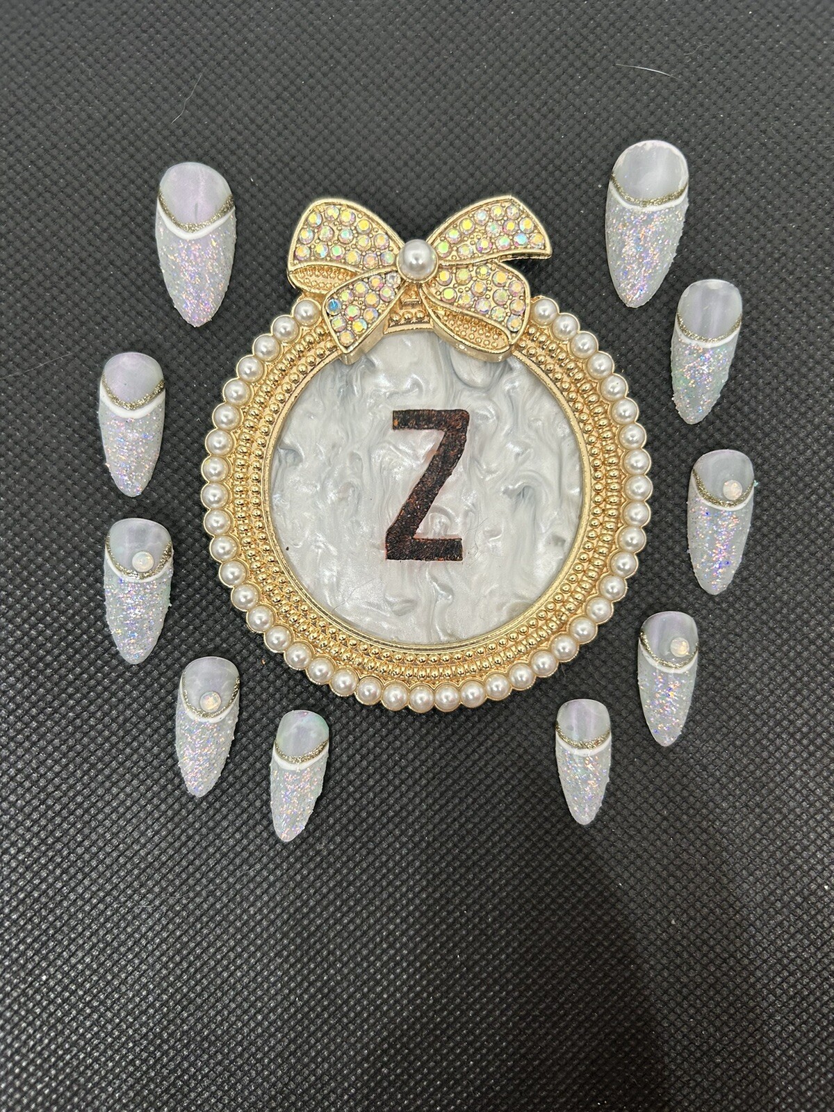 Z NAILZ! Gorgeous Handmade M Almond White W/Bling Press On Nails