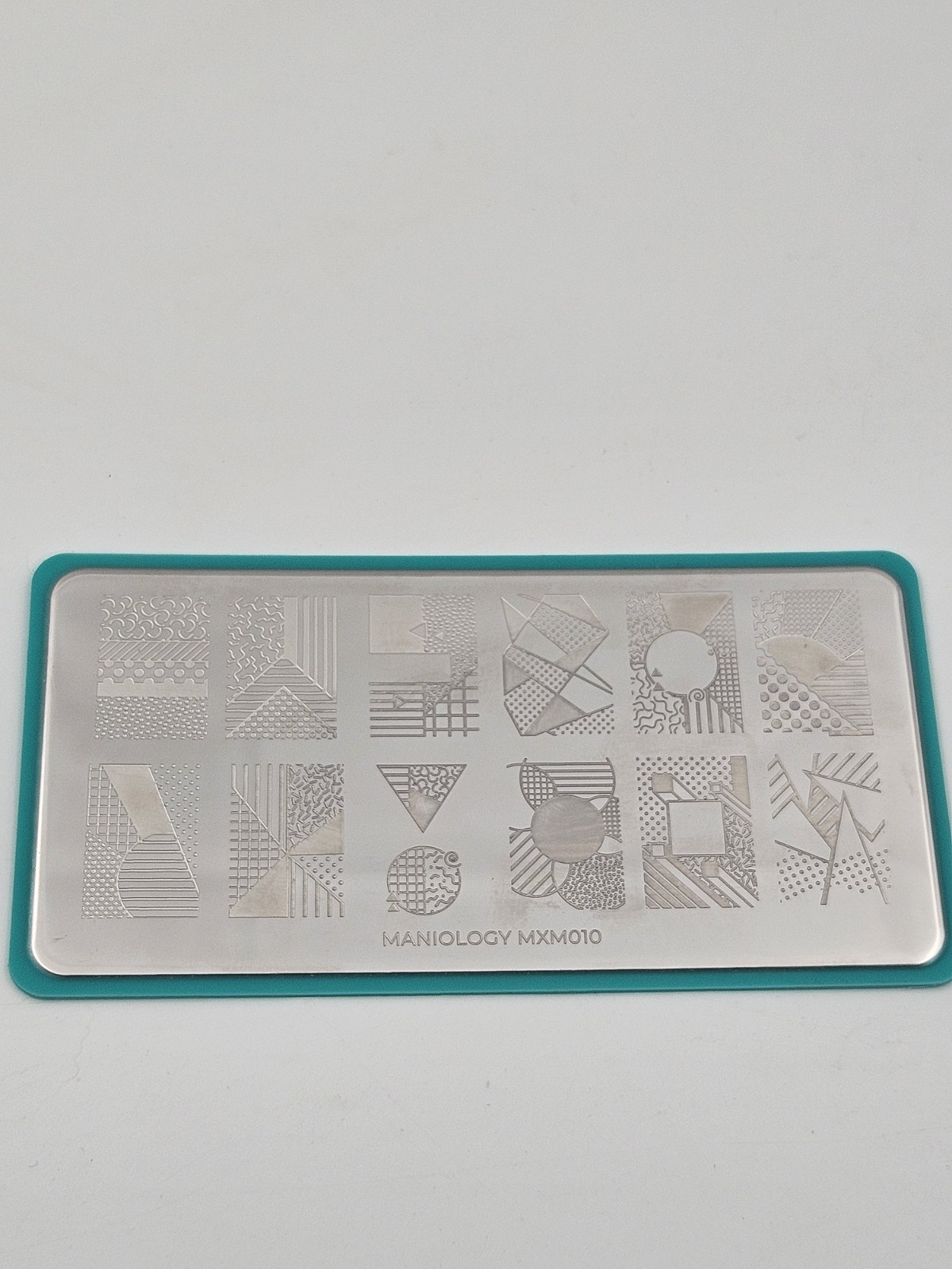 Maniology MXM010 Geometric 90s Patterns Party Nail Stamping Plate