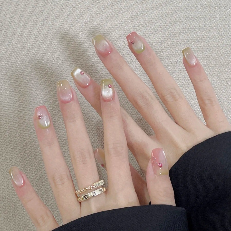 60Pcs Green Pink Rhinestone Gradient Press on Nails, Short Square Fake Nails