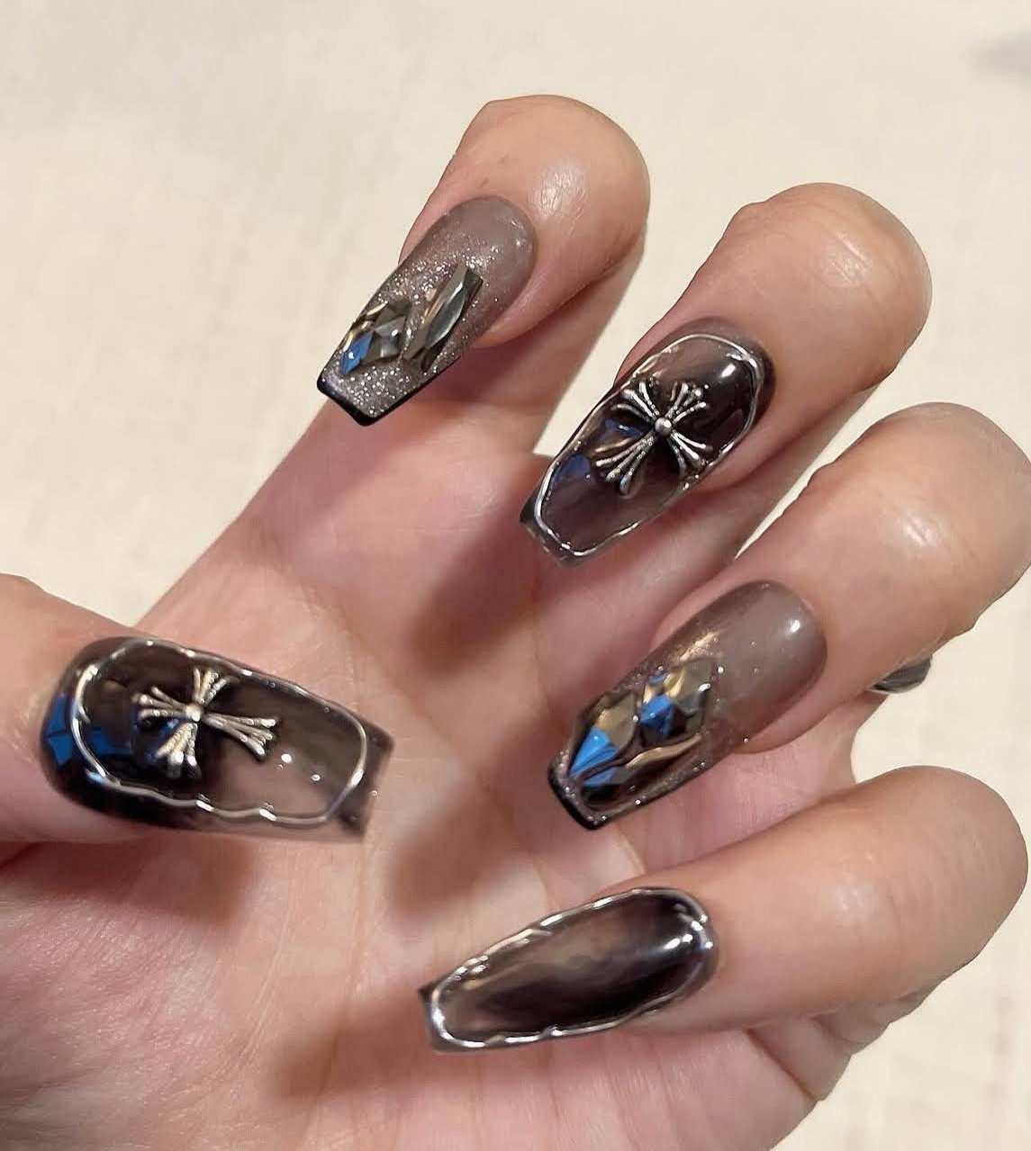 Press-On Nails Long Square Silver & Black Shiny 3D Cross Full Cover Set